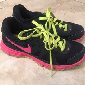 Women’s Nike size 5.5